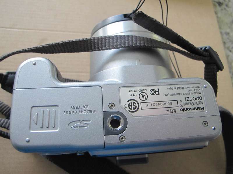 Camera - Panasonic Lumix DMC FZ7 - 12 x Optical Zoom - with Charger -Requires Battery